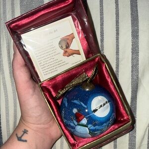 Ne’Qwa Art Christmas Ornament